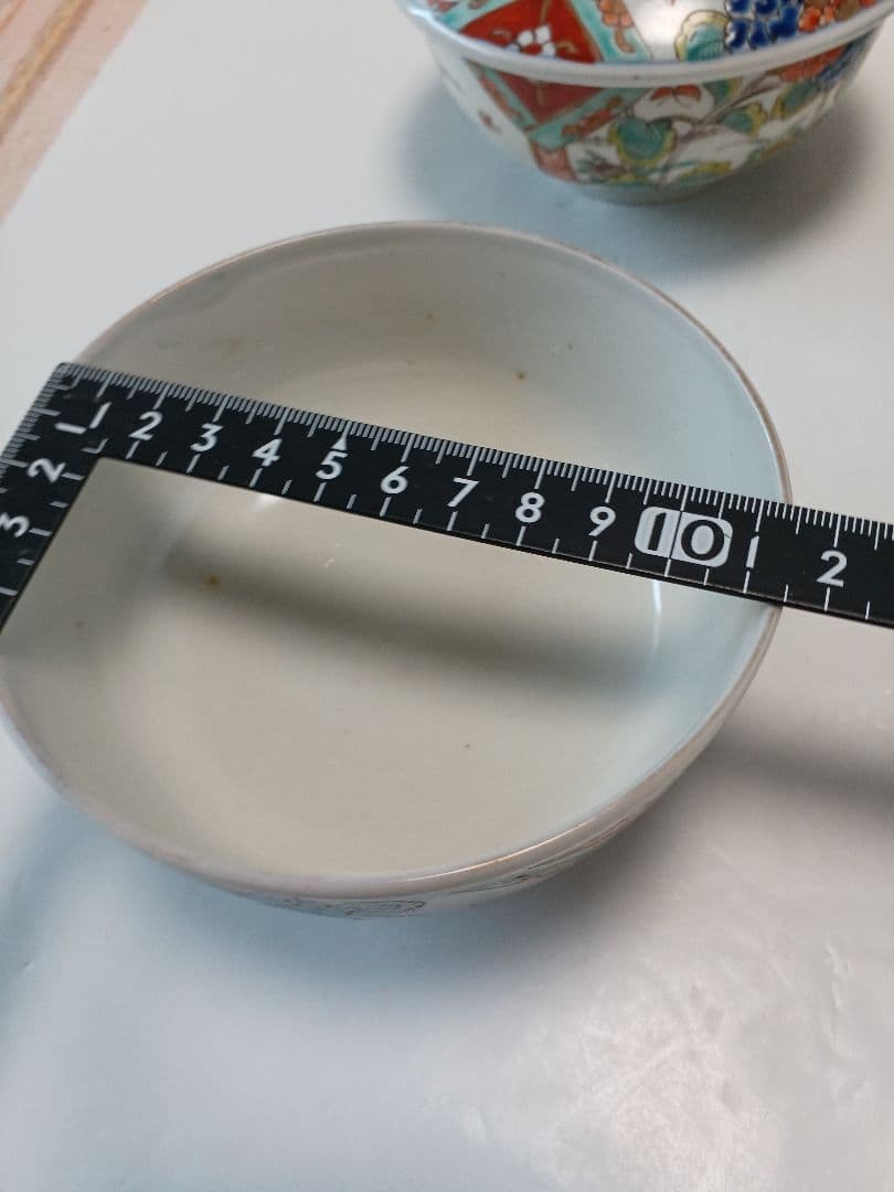 骨董　古伊万里色絵　蓋物　4客