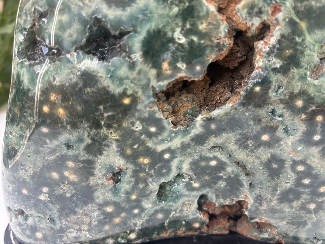 【天然石 オーシャンジャスパー】 磨き石 木製台座付き