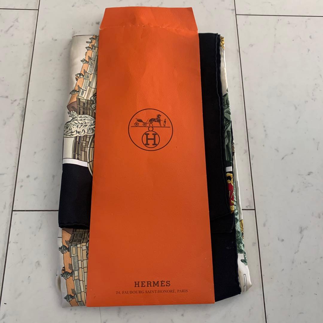 HERMESのスカーフ