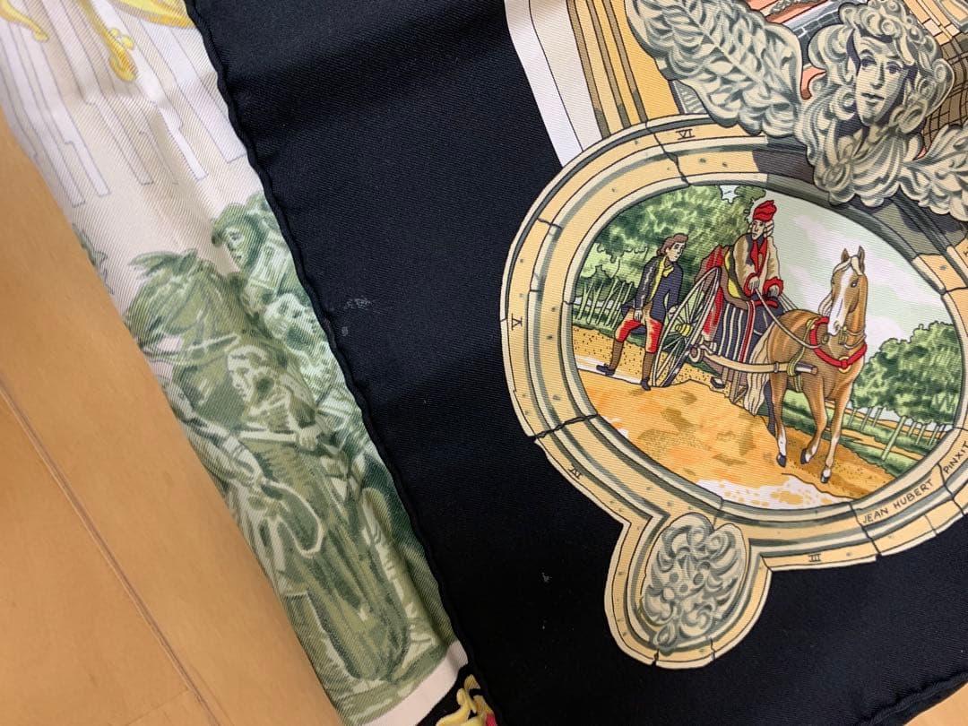 HERMESのスカーフ