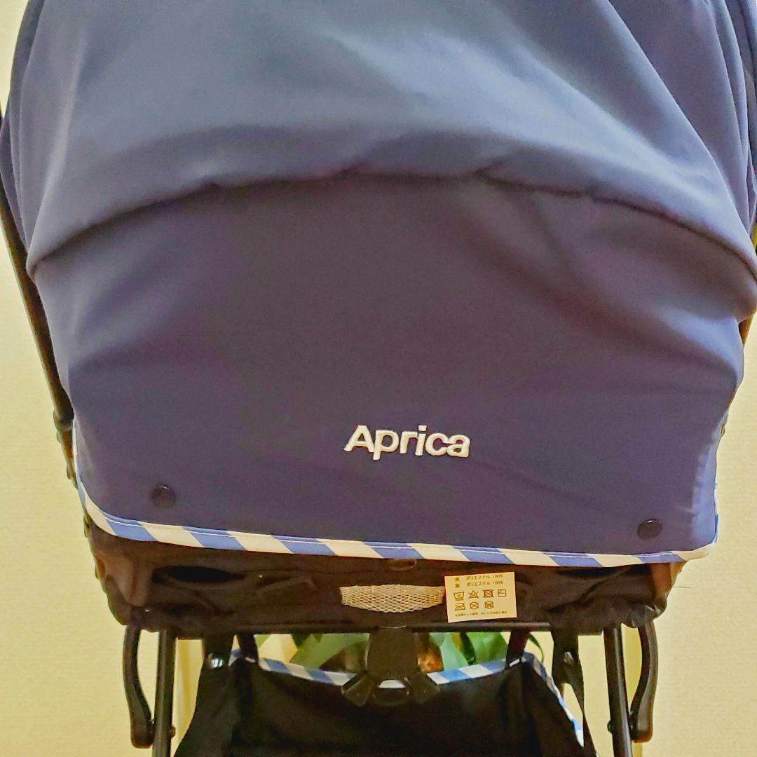 美品　アップリカ　ラクーナエアーAC レザー調ハンドル