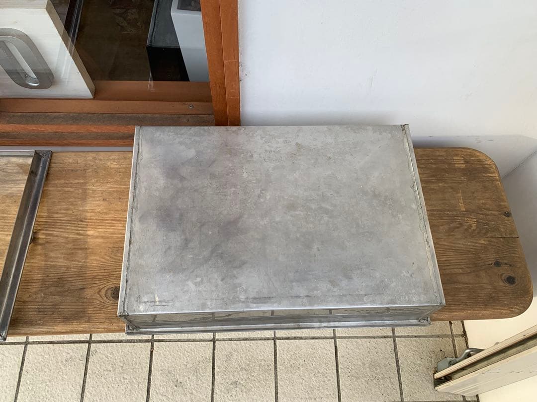 G0412★駄菓子屋ケース　ブリキガラスケース　蓋付ケース　駄菓子屋　店舗什器