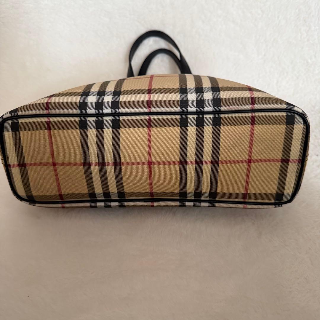 Burberry バーバリーロンドン トートバッグ ノバチェック PVC