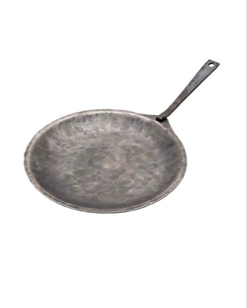 Fukuyama Free Forged Ferrum Griddle22と28