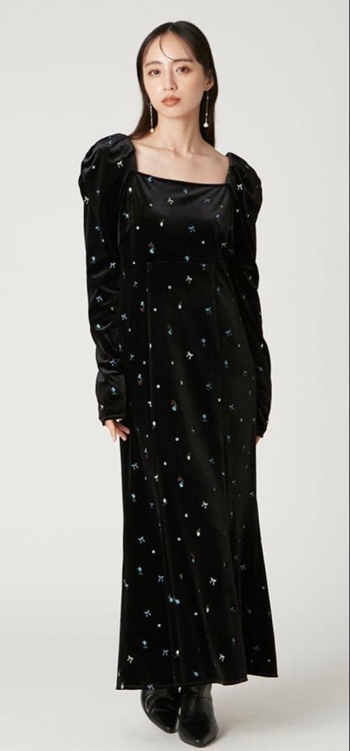 新品未使用FRAY I.D ベロアナローワンピース　ブラック