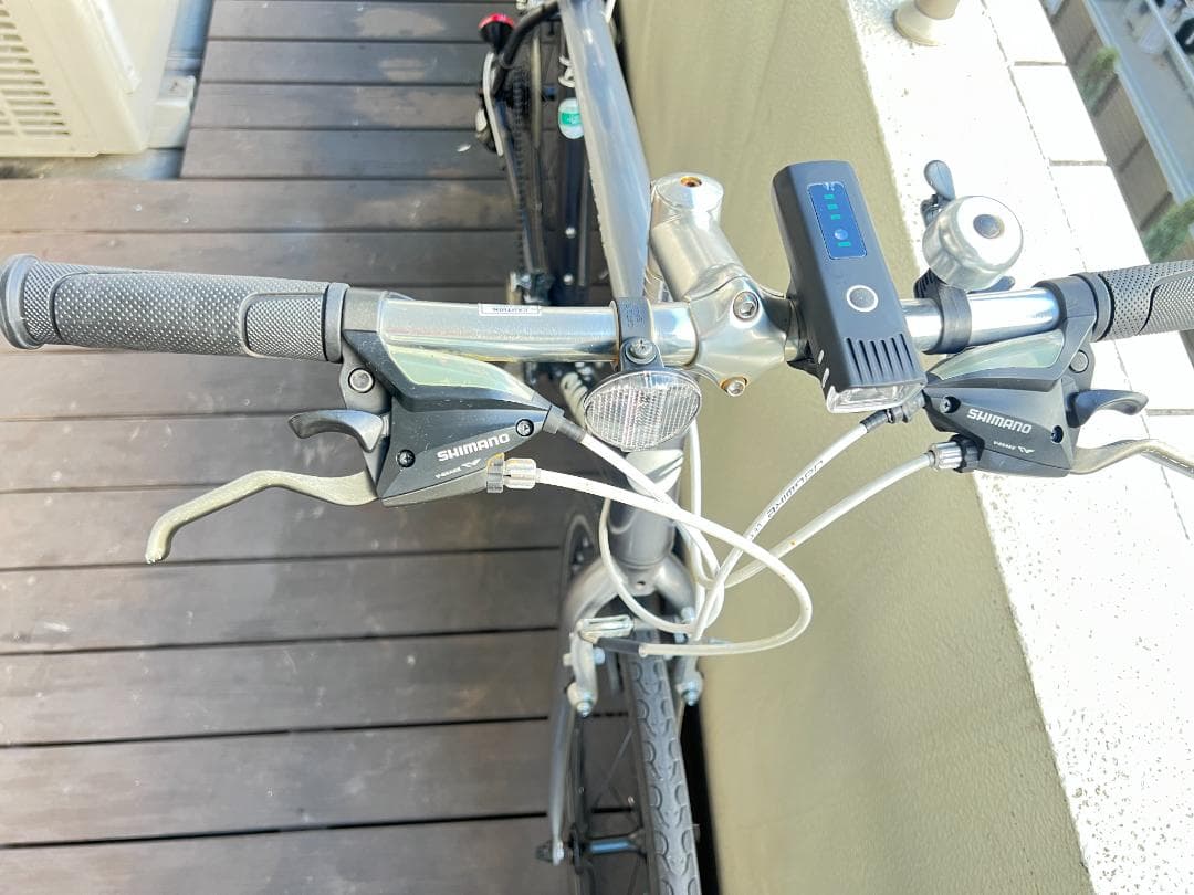 GIANT ESCAPE R3 クロスバイク　シマノ外装２４段変速　引取専用