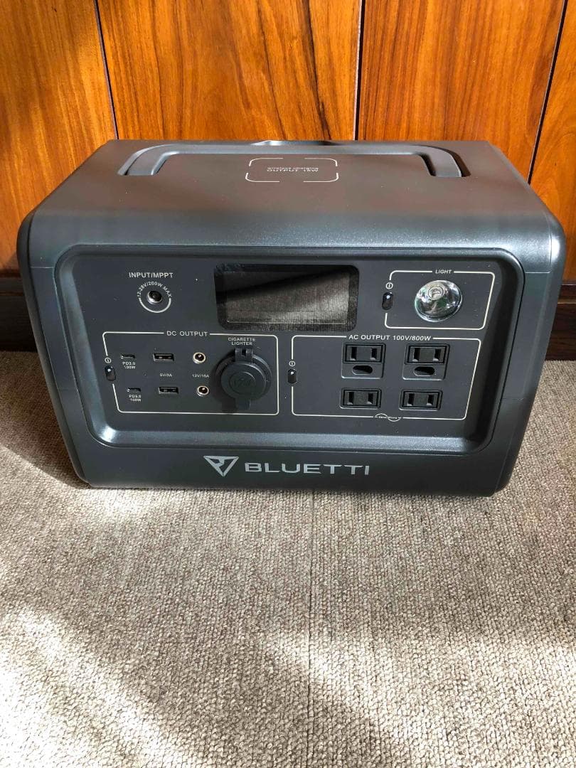 【美品】BLUETTI EB70S　716Wh/800W