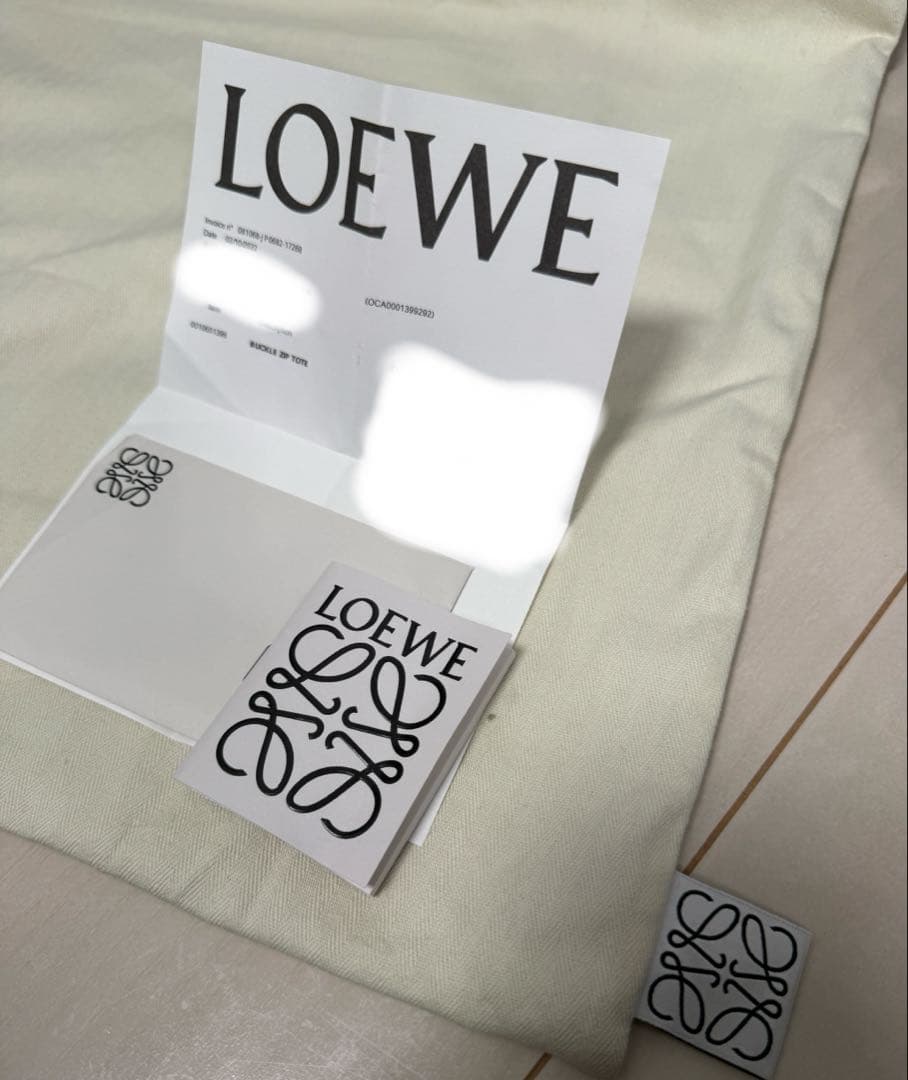 LOEWE バックルジッパートート アンスラサイト