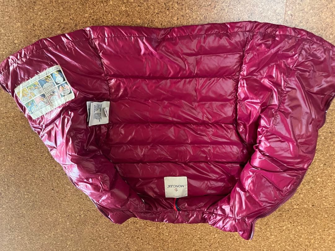 MONCLER ワインレッド ピンク　ダウンベスト