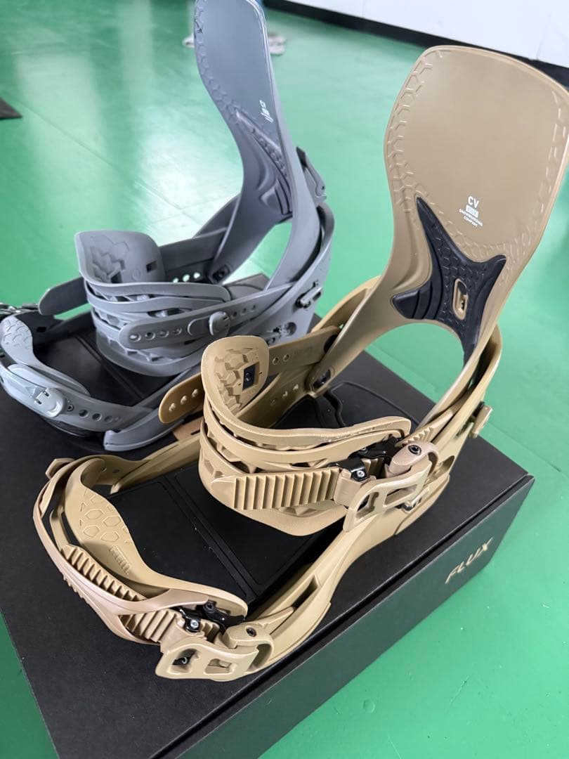 FLUX ビンディング　CV サイズM