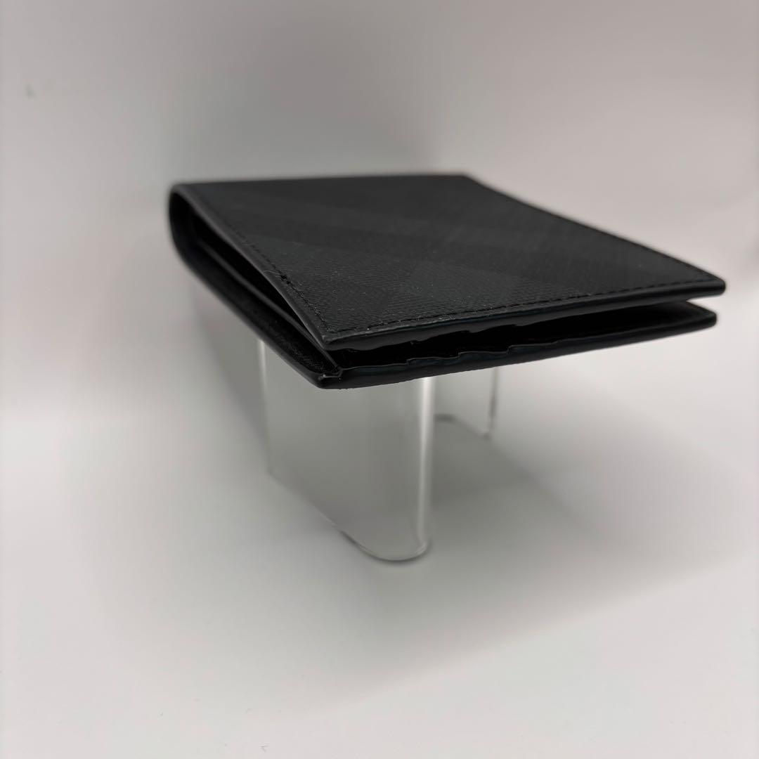 BURBERRY 二つ折り財布　チェック　スモークドノバチェック　折り財布　財布