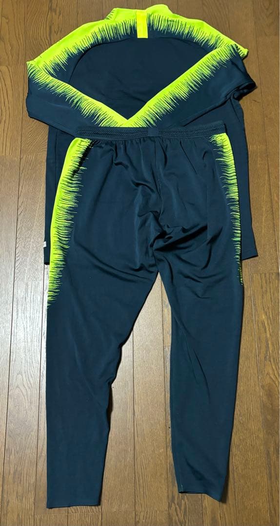 R*０様 Nike ブラジル代表 トレーニングウェア 上下XLサイズ