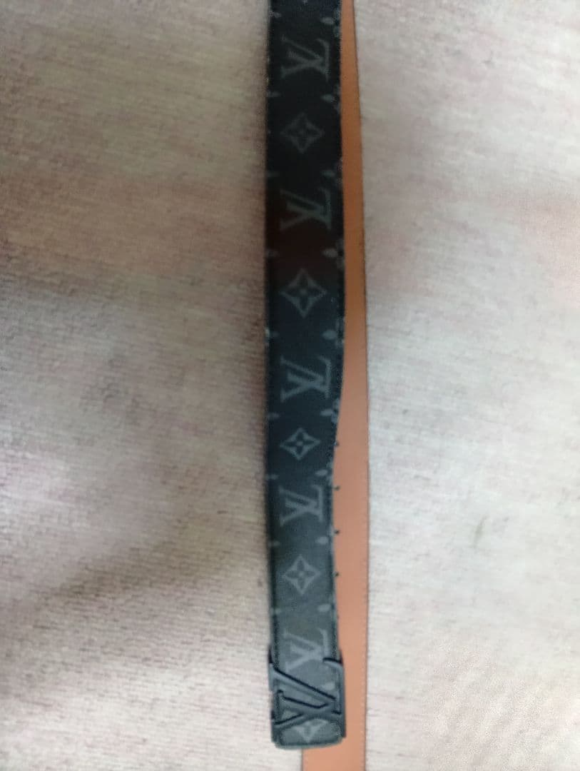 マ*ツ様 Louis Vuitton ブラックレザーベルト 海外輸入品