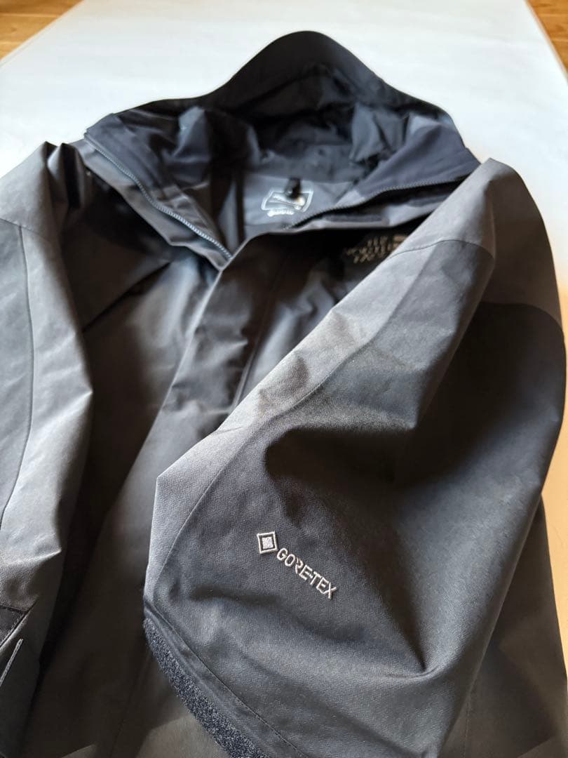THE NORTH FACE マウンテンジャケット 限定モデル　メンズMサイズ