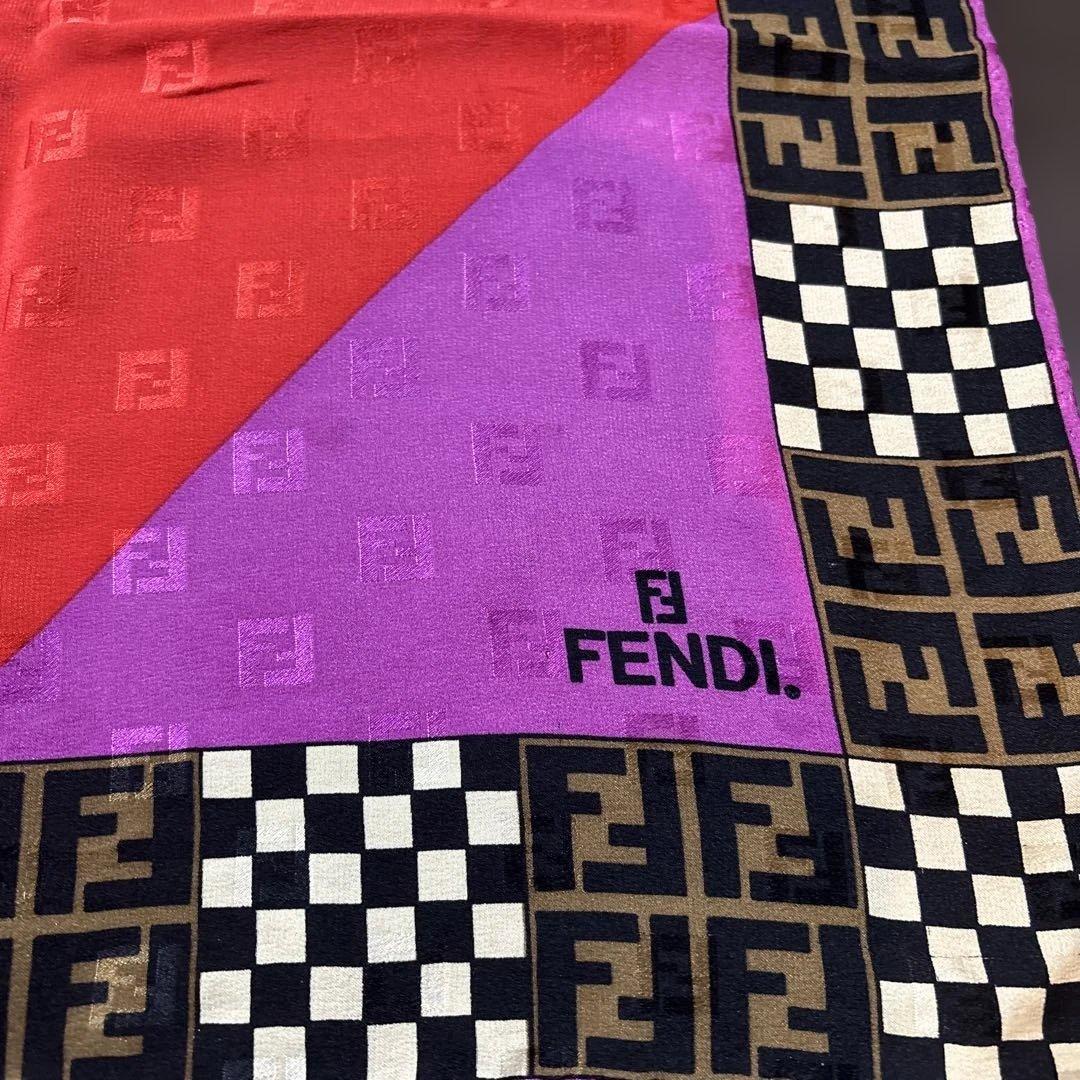 美品 FENDI フェンディ スカーフ