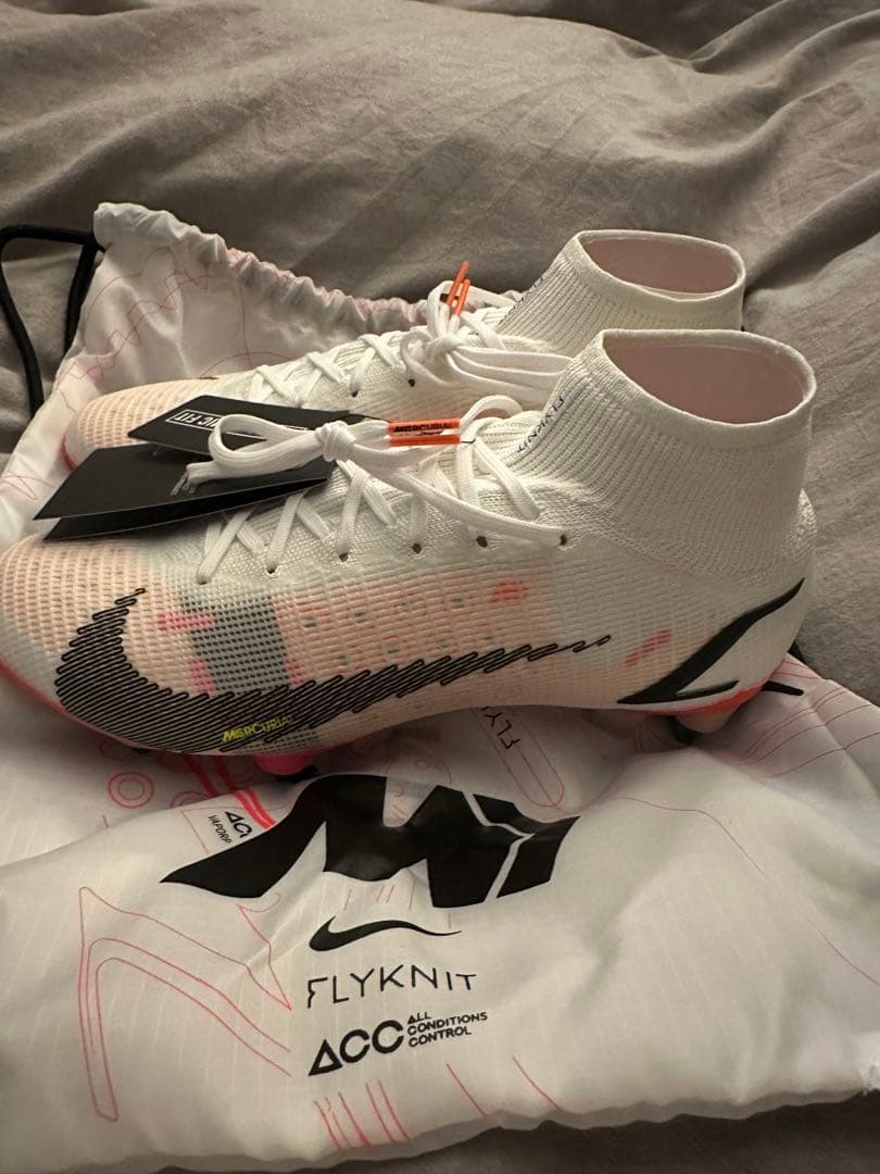 Nike Mercurial Flyknit サッカースパイクSG
