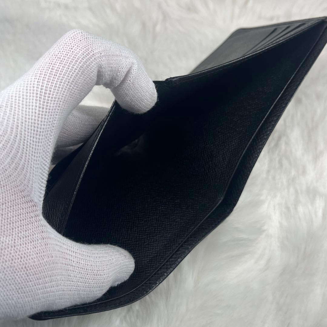 【美品】LOUIS VUITTON エピ ブラック二つ折り財布