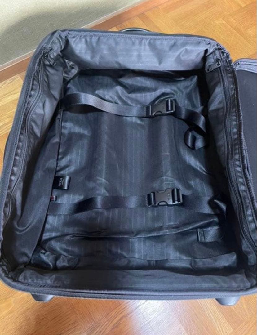 TUMI・トゥミALPHA 22901DH キャリーバッグ機内持ち込み