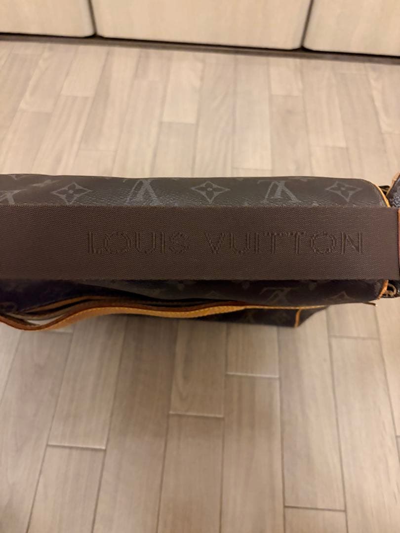 ルイヴィトン モノグラム　アベス ボスフォール　ショルダーバッグ