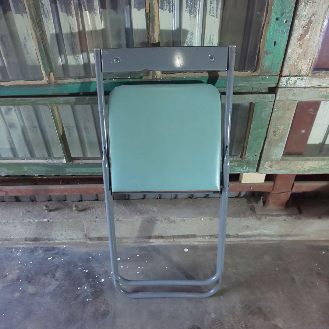 ヴィンテージチェア シャビー シック 鉄製 パイプ椅子 折りたたみ 椅子