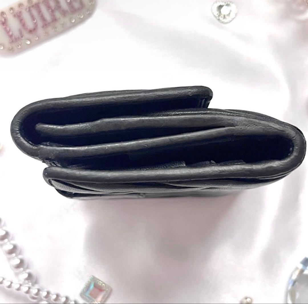 美品 miu miu ミュウミュウ マテラッセ 三つ折り財布 無敵ブラック