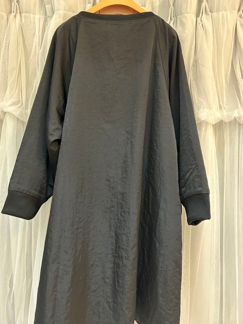 さえらポテチーノ裏全部フリースで暖かい長袖割烹着 花のポケット付き大きめ