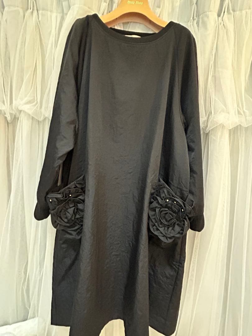 さえらポテチーノ裏全部フリースで暖かい長袖割烹着 花のポケット付き大きめ