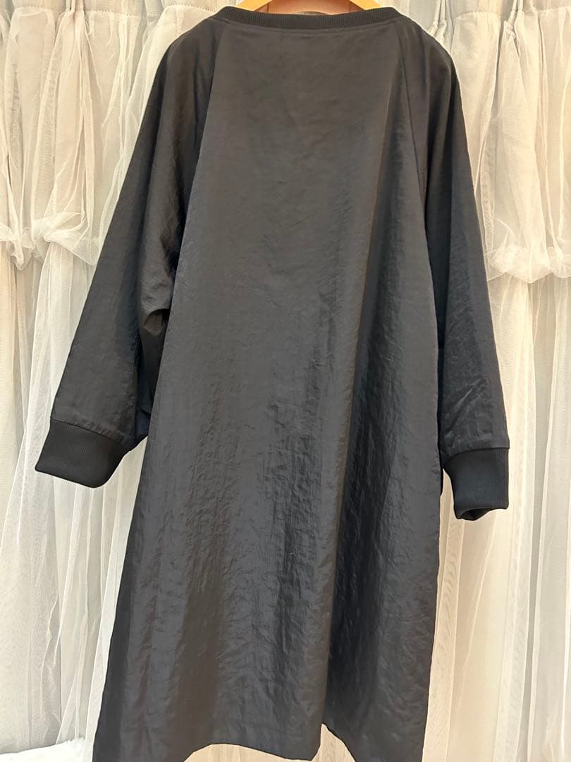 さえらポテチーノ裏全部フリースで暖かい長袖割烹着 花のポケット付き大きめ