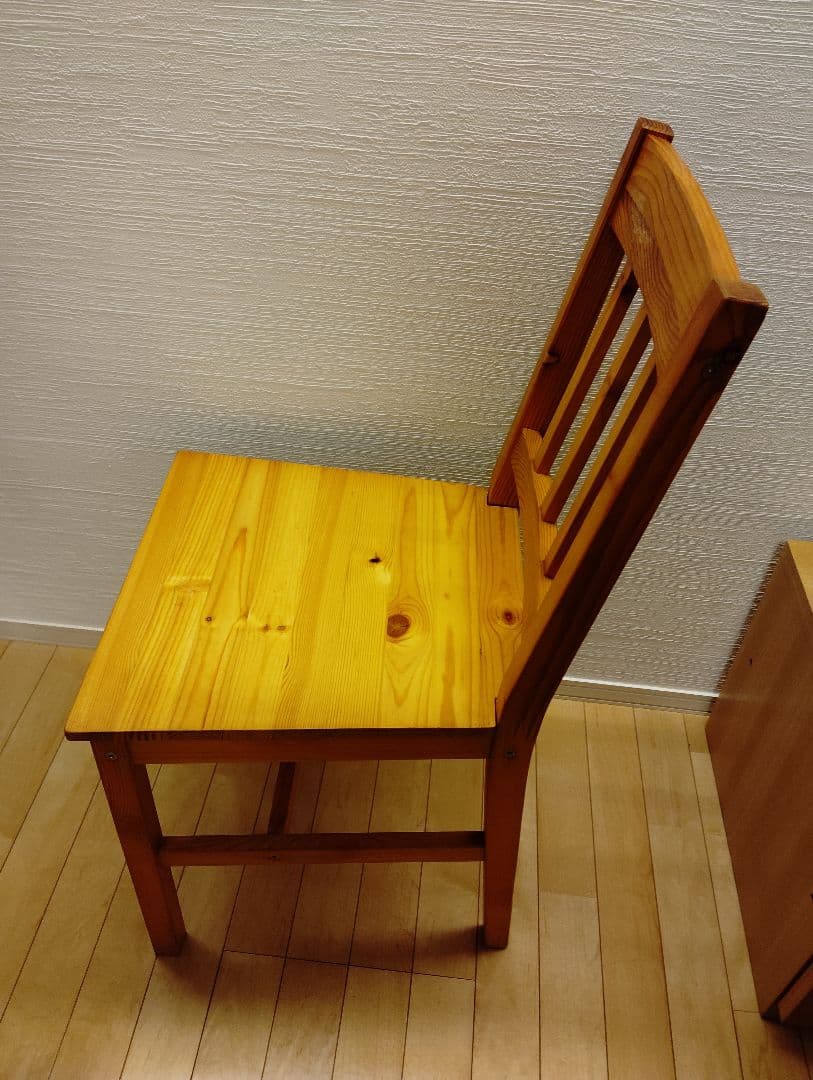 タマリビング　木製椅子