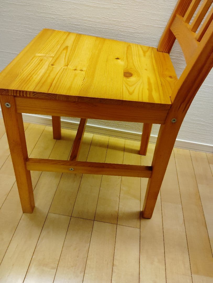 タマリビング　木製椅子