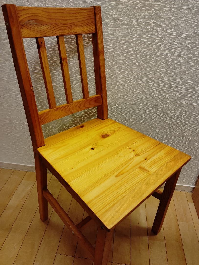 タマリビング　木製椅子