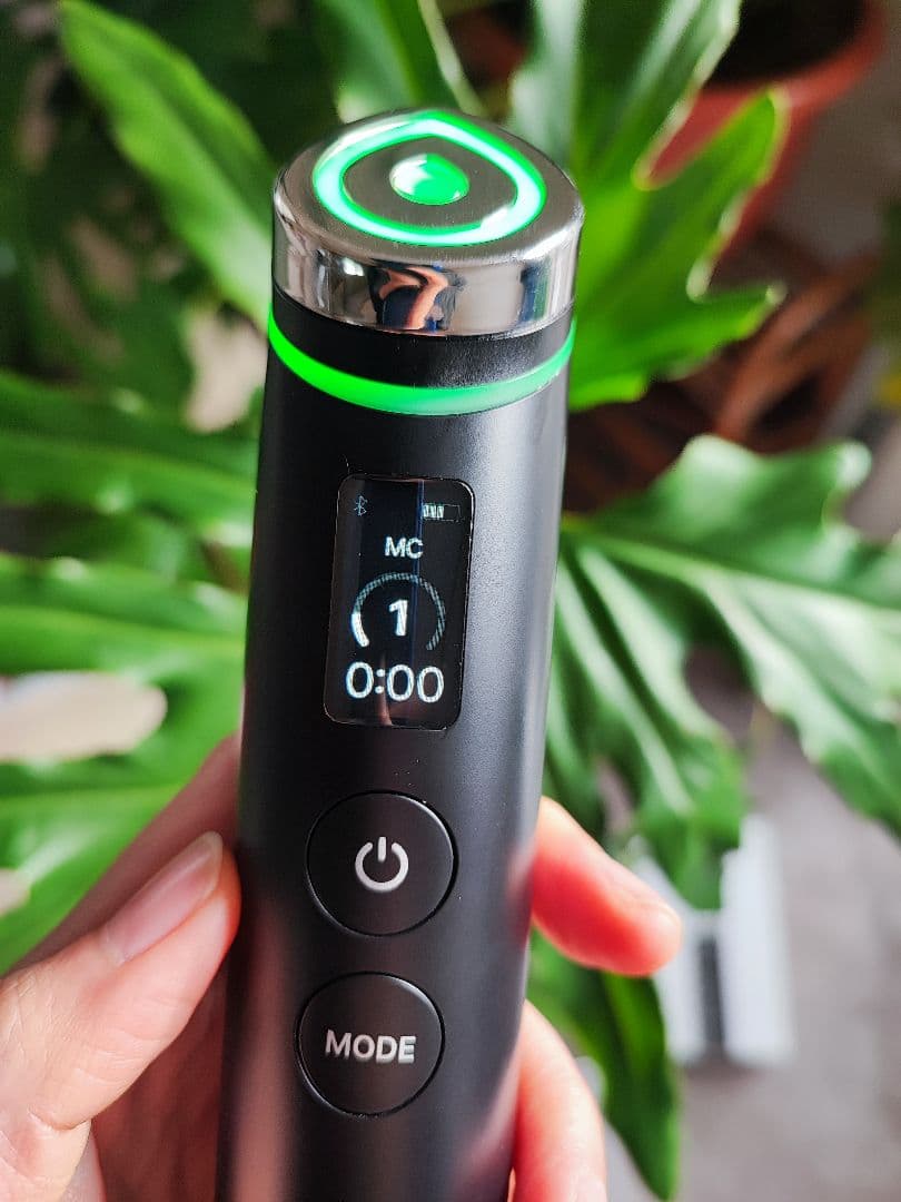 MEDICUBE AGE-R BOOSTER PRO 美顔器 メディキューブ