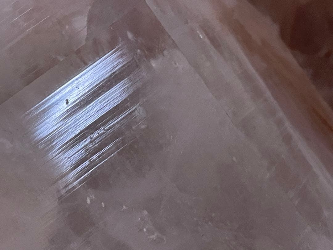 ピンクマニカラン水晶クラスター　14kg超　レムリアンシード　虹etc