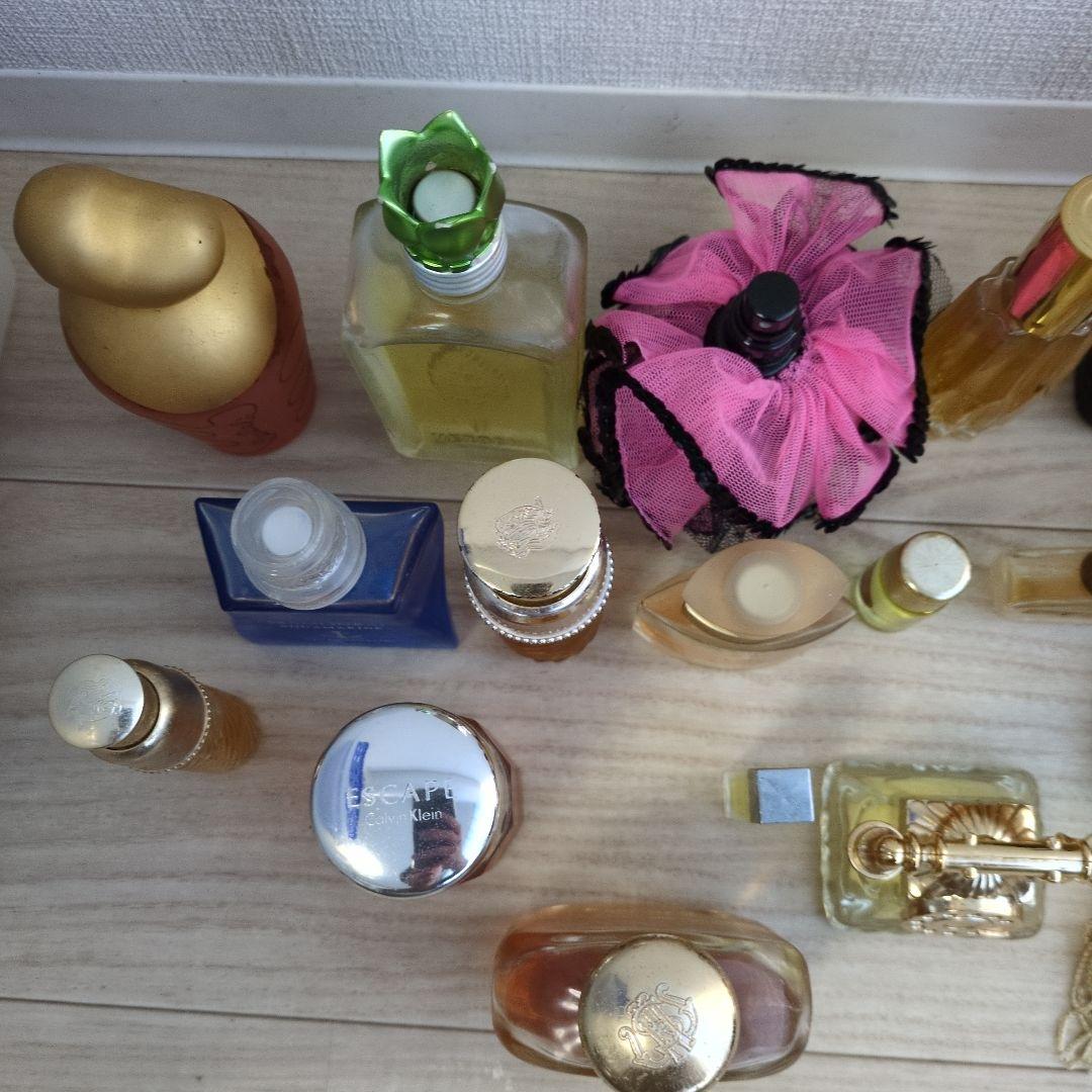 香水　まとめ売り