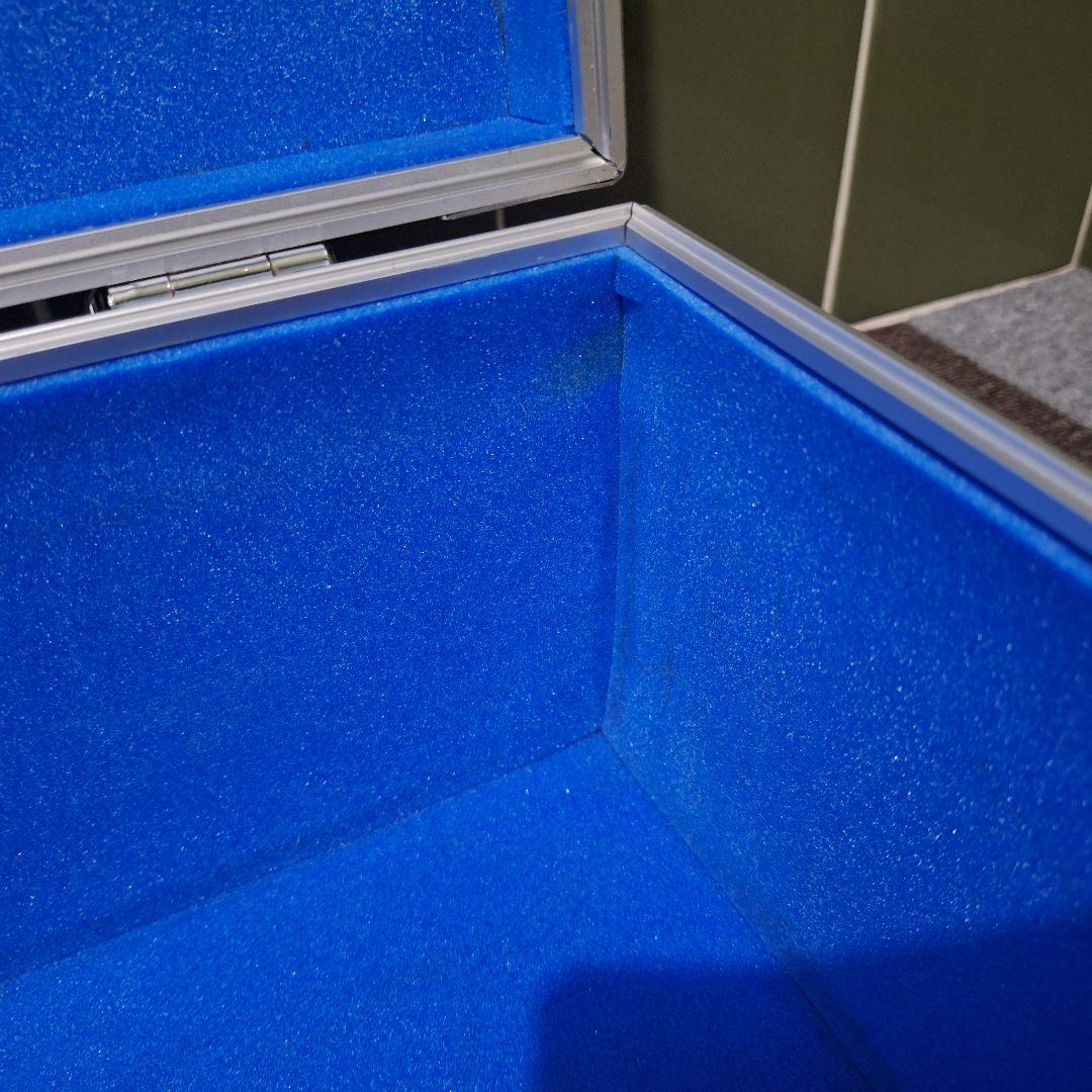 鍵付き アルミケース 日本製