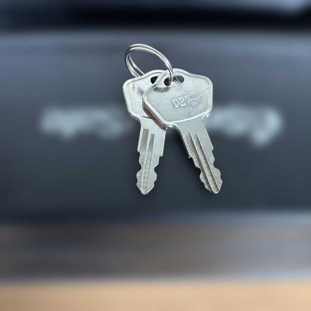 SentrySafe セキュリティケース 鍵２個付き　耐火 防水