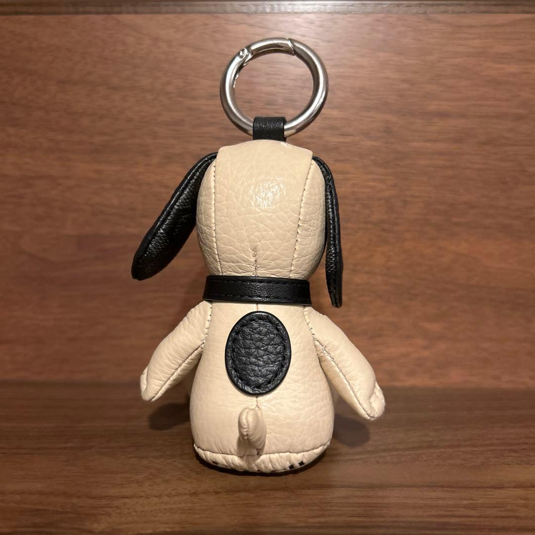 COACH キーホルダー スヌーピー コラボ バッグチャーム正規品 2022
