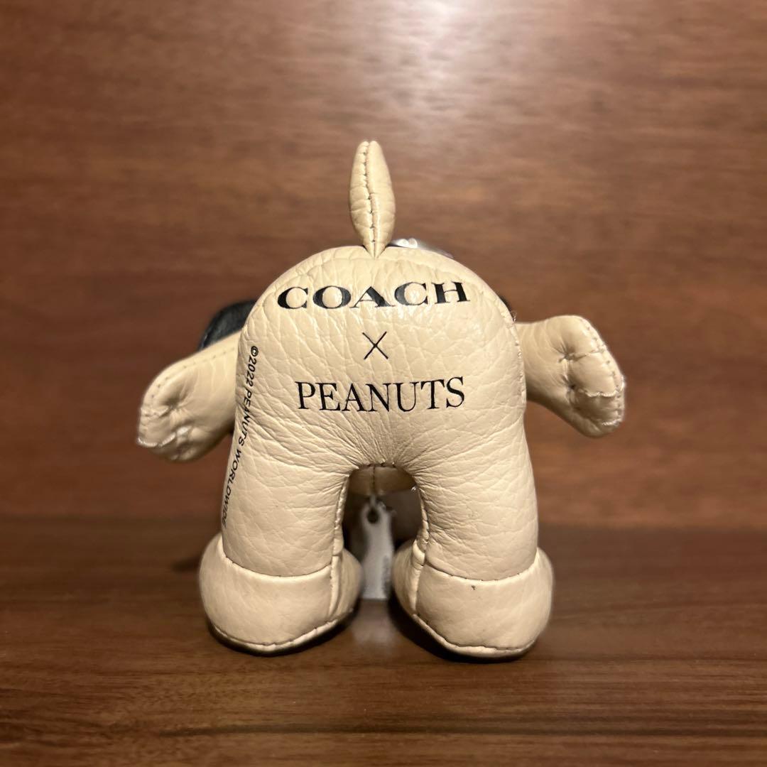 COACH キーホルダー スヌーピー コラボ バッグチャーム正規品 2022