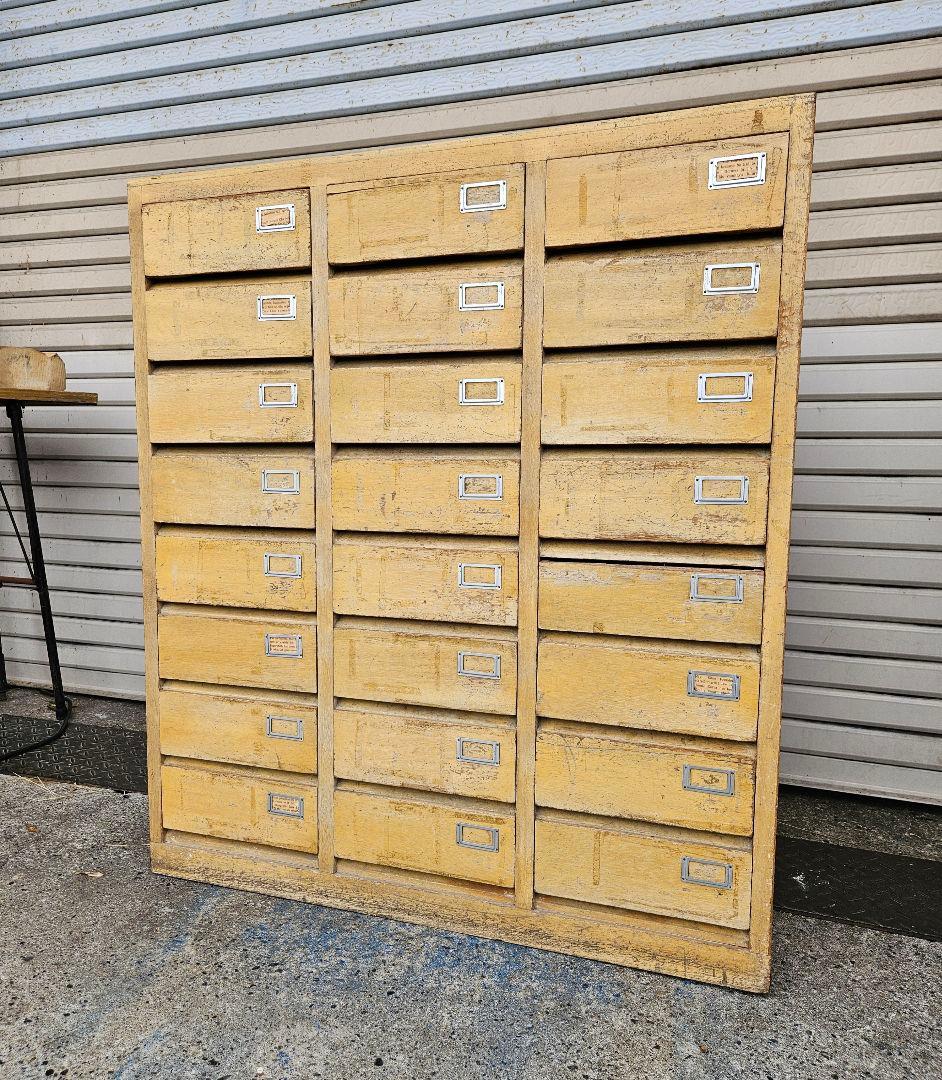 USヴィンテージ 古い木の小引出し 24杯 ファイルキャビネット 収納 古家具