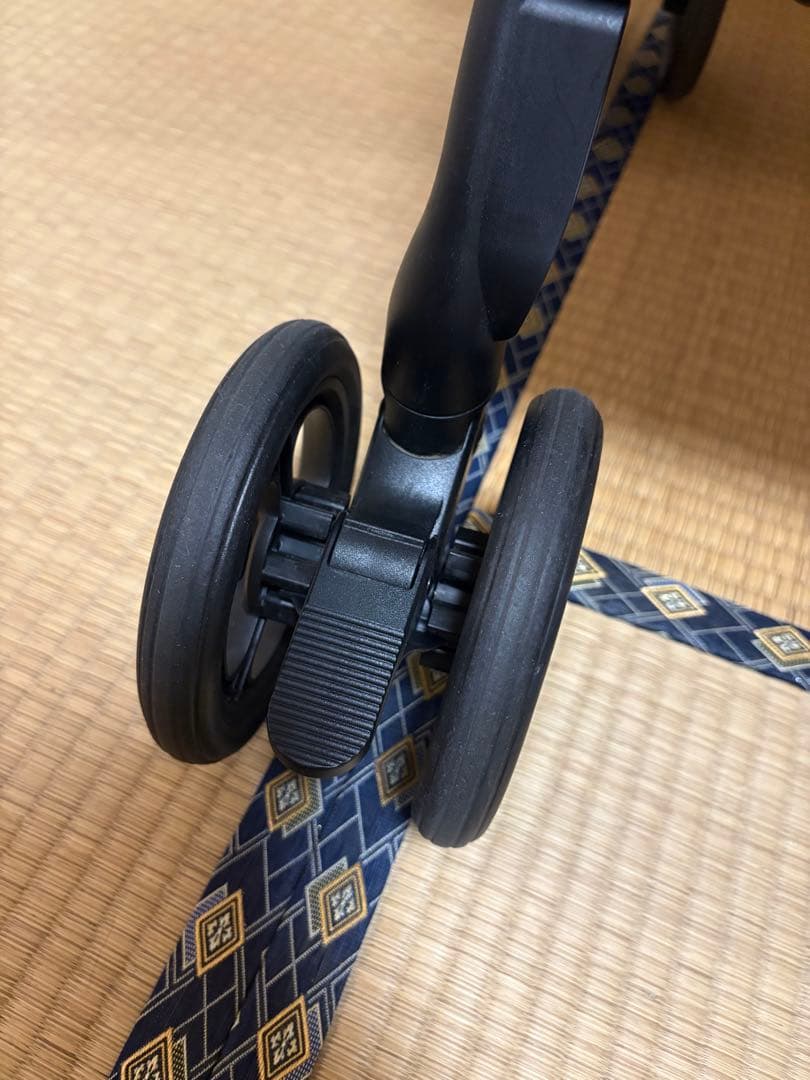 【りりさん専用】2025年アップリカ ラクーナクッションフリープラスAD限定色