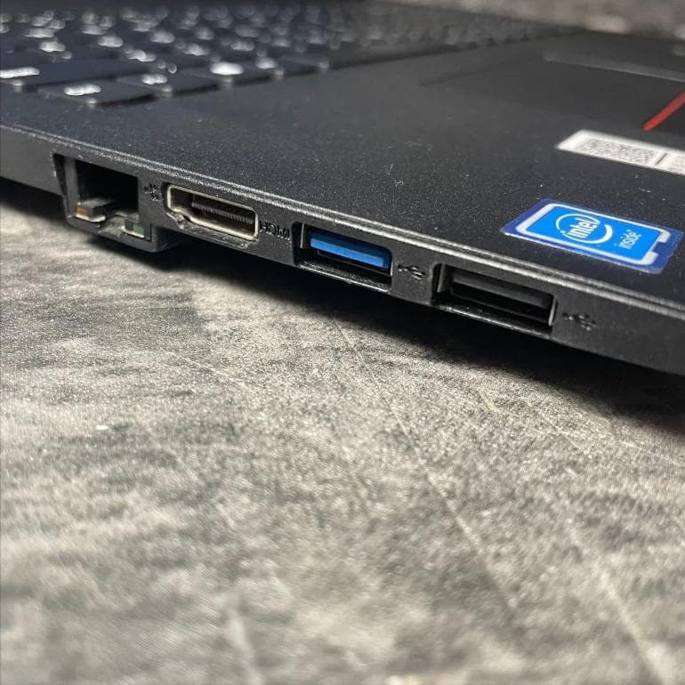 ★Windows11 最新オフィス2024 SSD　初期設定済すぐつかえます★