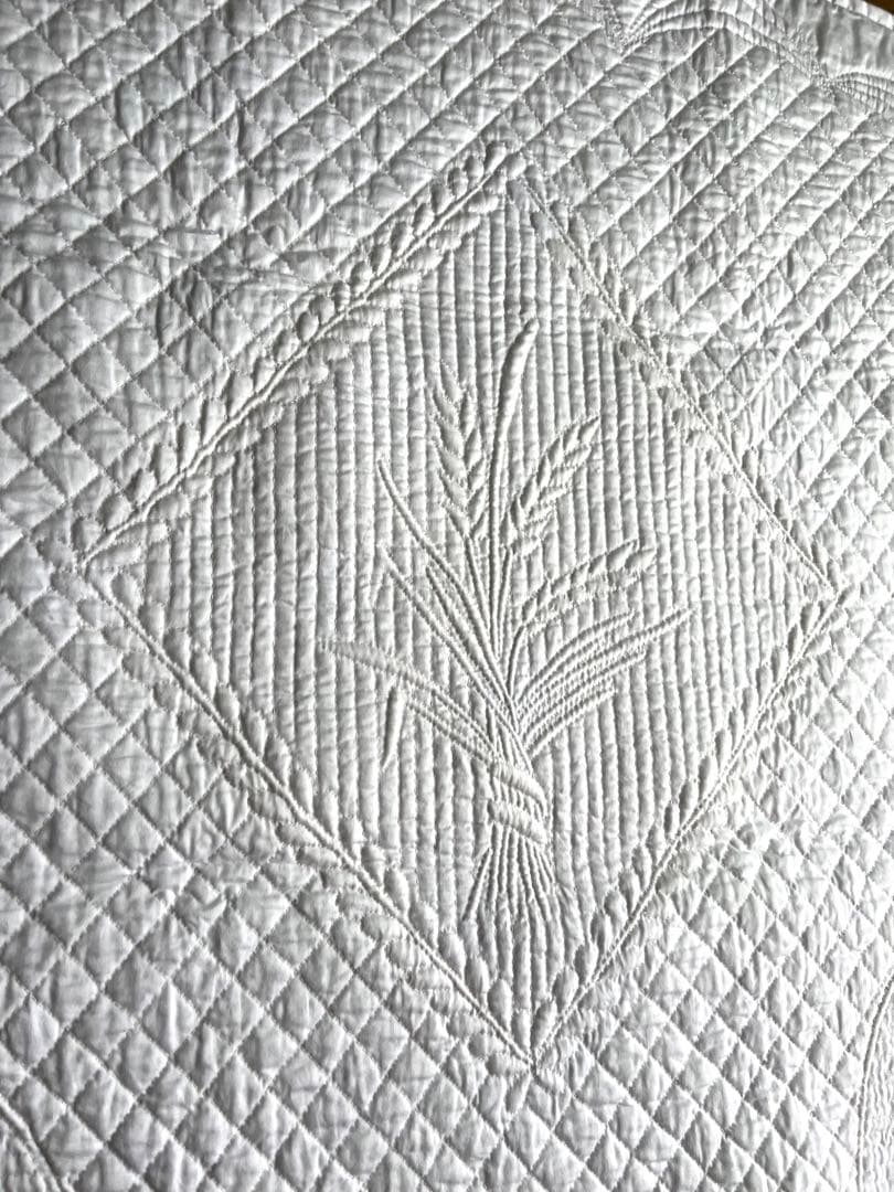 ホワイトキルト トラプント 鷲沢玲子 ベビーキルト タペストリー パッチワーク