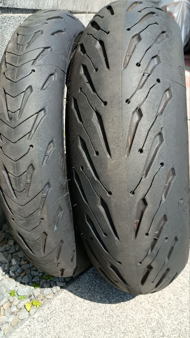 ミシュラン　ロード5　前後セット120/70ZR17、190/55ZR17