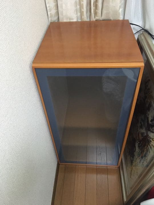 キュリオケース ディスプレイ インテリア　飾り棚　照明