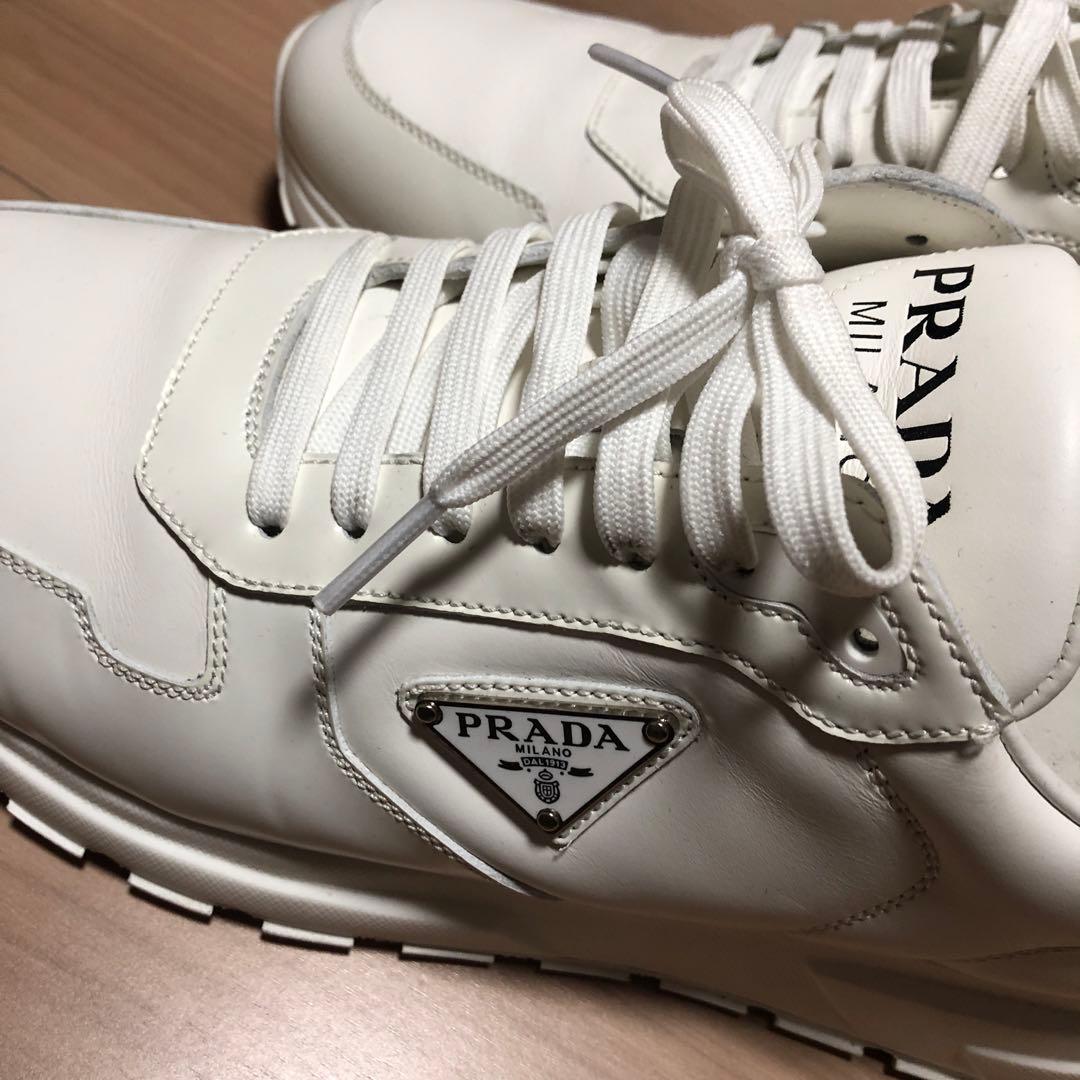 プラダ PRAX 01 Re-Nylon xブラッシュドレザー スニーカー