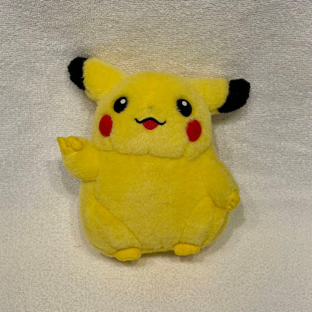 ポケモン　初期ピカチュウ ぬいぐるみ 限定ギフトボックス ピース