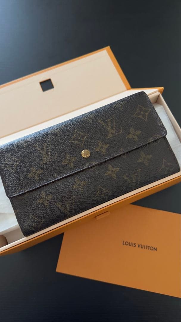 LOUIS VUITTON ルイヴィトン モノグラム　長財布