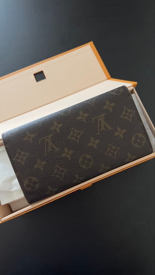 LOUIS VUITTON ルイヴィトン モノグラム　長財布