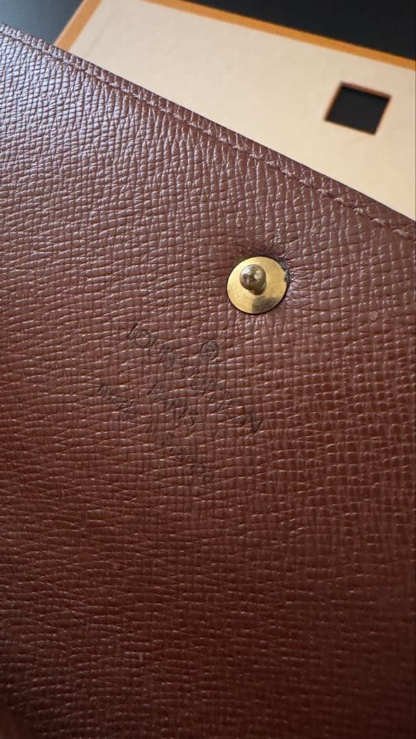 LOUIS VUITTON ルイヴィトン モノグラム　長財布