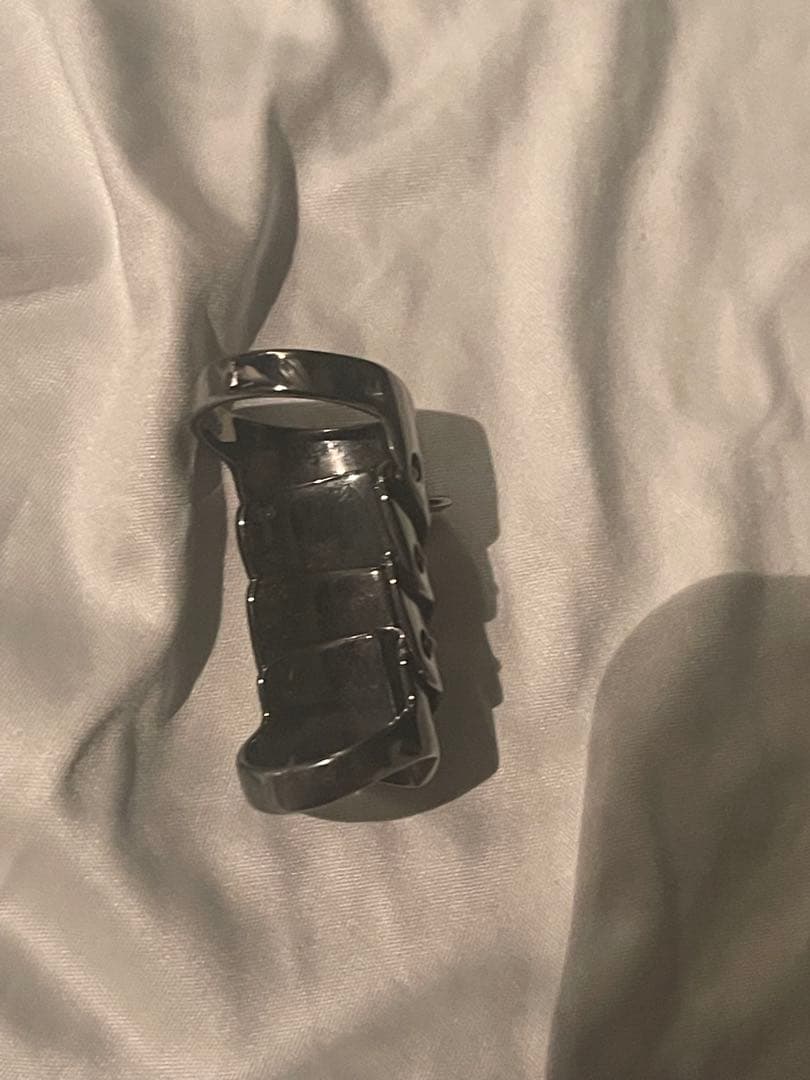 ヴィヴィアン　アーマーリング　ガンメタル